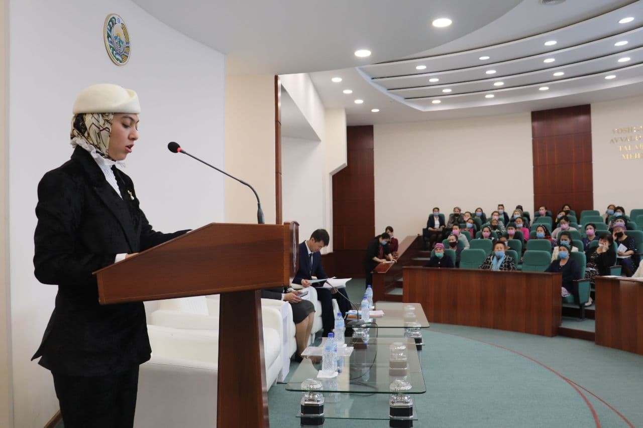 миссис Гули Ханум Шейх в Каракалпакстане.